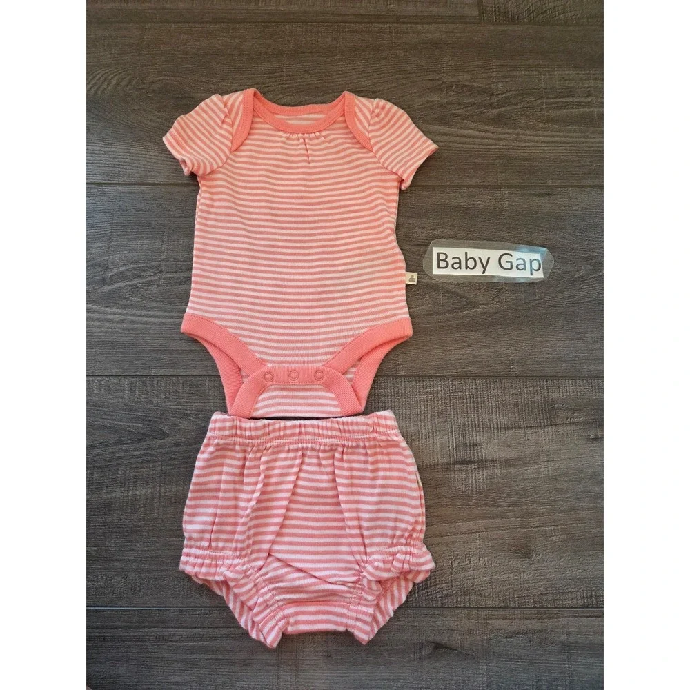 Baby gap newborn‎ outfit